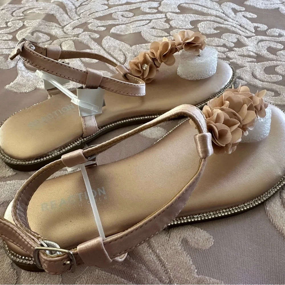 Elegant Floral Sandal (Rose color)